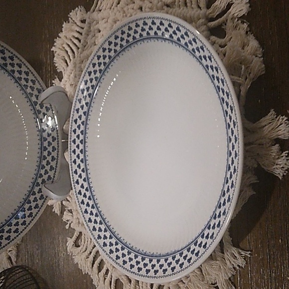 Vtg Adams Brentwood Ironstone Blue Clover Wedgewood Dinner Plates - Picture 2 of 7